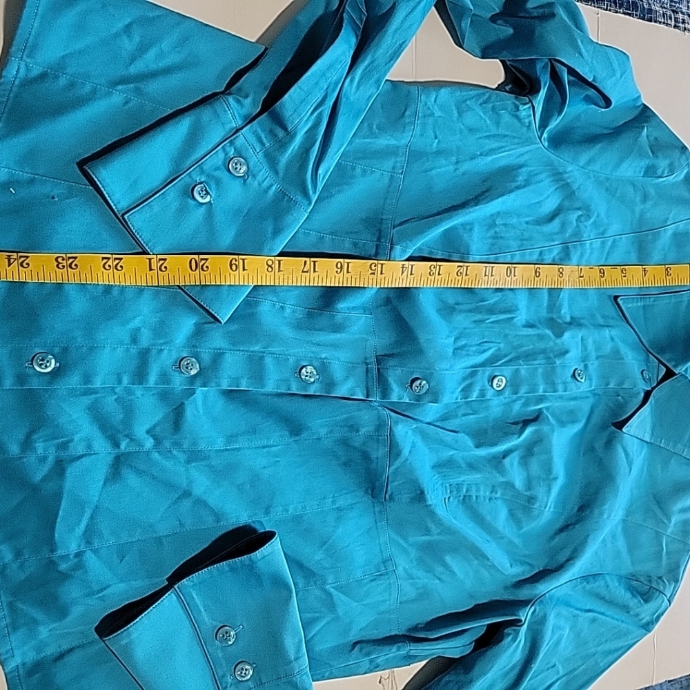 Escada Blue Teal Button-Up Women's Blouse Size 42 Tailored Fit - Picture 8 of 11